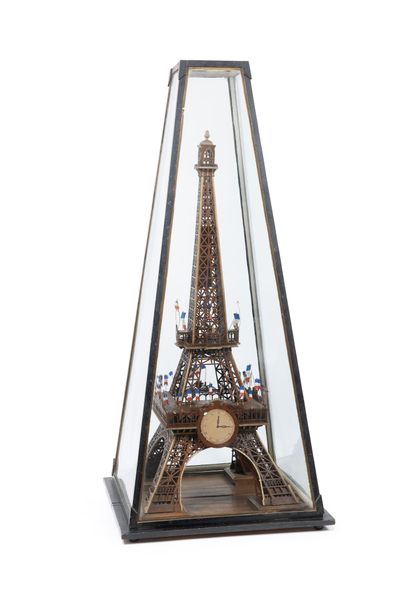 null Exceptional model of the Eiffel Tower.
Universal Exhibition of 1889.
In cut-out...