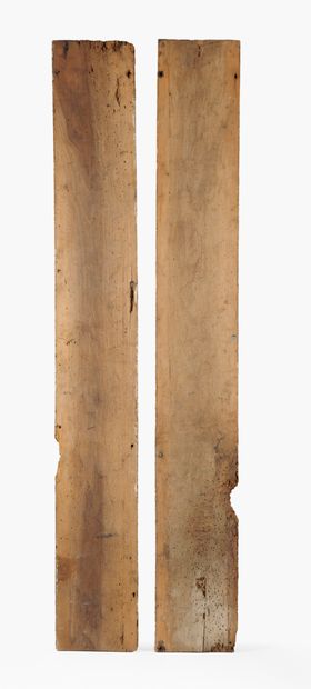 Éléments décoratifs du XVIIIème siècle. 
- Paire de pilastres en bois peint et doré,...