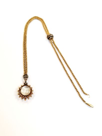 Yellow gold (750) and silver (min. 800) necklace...