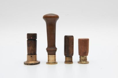 Fin du XVIIIème siècle ou XIXème siècle Four seals with brass dies, and turned wooden...