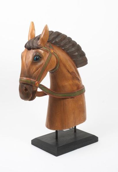 null 20th century
Horse head.
Polychrome wood sculpture.
Black base. 
Overall dimensions:...