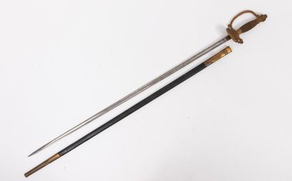 Seconde moitié du XIXème siècle Epée de cour.
Garde en bronze doré à une branche...