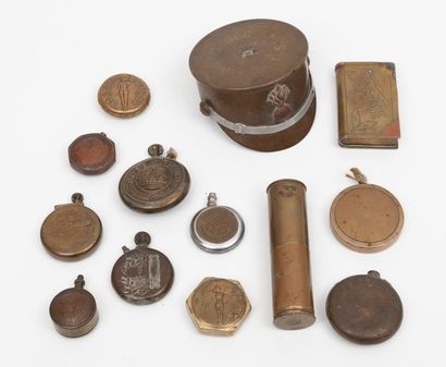Souvenirs de la Grande Guerre (1914-1918) - Képi d'infanterie.
Formé d'un culot de...