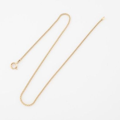 null Neck chain in yellow gold (750) with fancy stitch. 
Weight: 8.2 g. - Length...