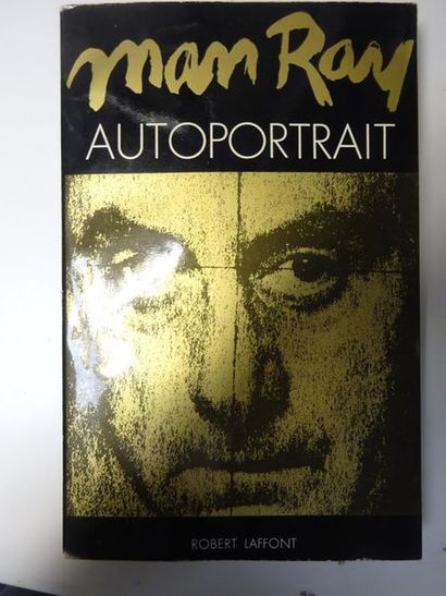 Man Ray Autoportrait. 
Robert Laffont, Paris, 1964. 
Un volume in-8 broché. 
Etat...