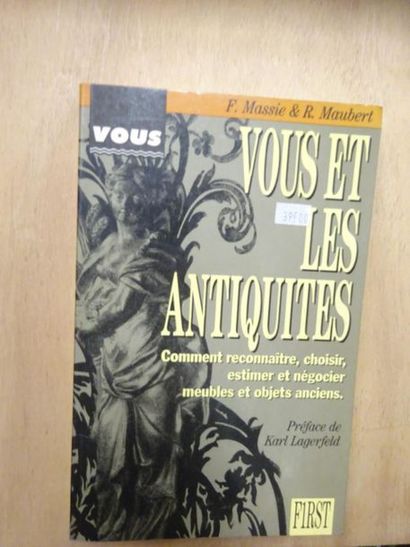 F.MASSIE & MAUBERT Vous et les antiquités. 
First éditeur, 1989. 
Un volume in-8....