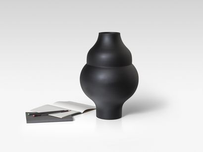 Galerie kreo 
Vase " Plump - 4 " by Pierre Charpin



Collection Similitude(s) 

Designer:...