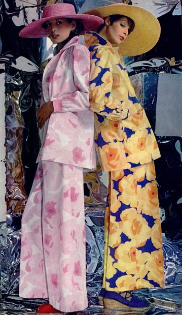 Didier Ludot 
Yves Saint Laurent Haute Couture Printemps-Été 1972.

Garde Robe de...