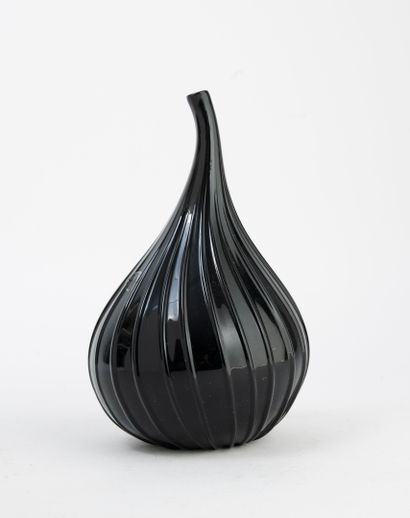 Renzo STELLON (1943) & SALVIATI Vase Drops, 2009.

En verre de Murano.

Signé et...