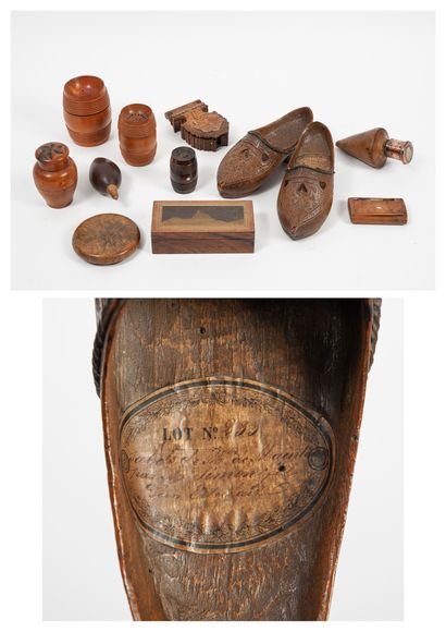 Art populaire, XIXème-XXème siècles Treize objets en bois :

* Tasse de chasse (?)...