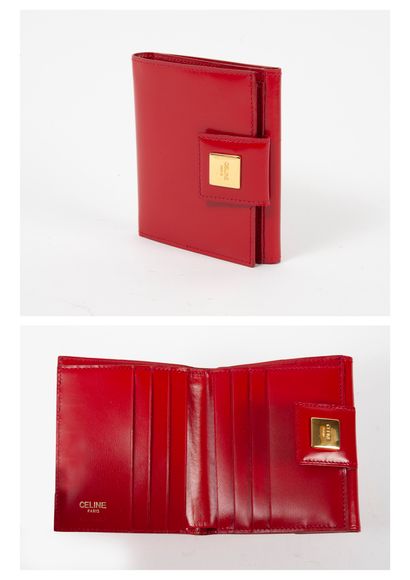 CELINE Paris, Wallet in red box, with snap fastener under gilded metal plate. 

Interior...
