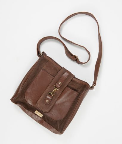 Lot de trois sacs à main : - Charles JOURDAN

Brown leather handbag, with two handles,...