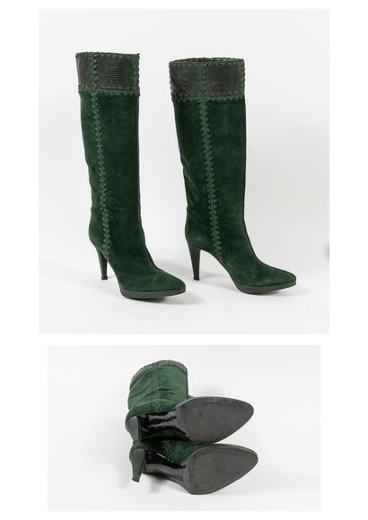 Sergio ROSSI Pair of boots in suede and fir green lizard leather with stitching enriched...
