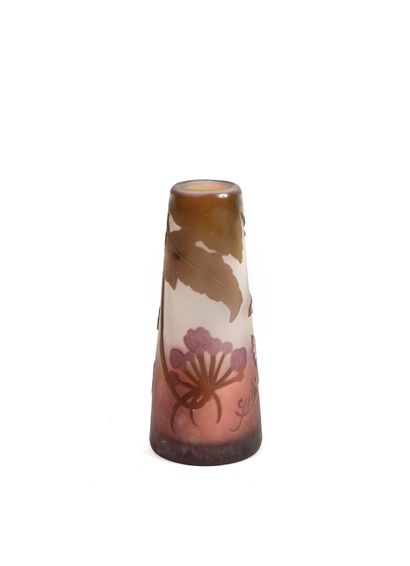 ÉTABLISSEMENTS GALLÉ Small truncated cone-shaped vase.

Proof in mauve and brown...