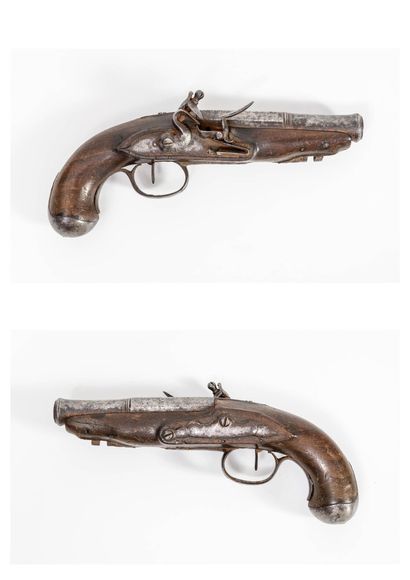 FRANCE, fin du XVIIIème ou début du XIXème siècle Flintlock pistol.

Gooseneck lock...