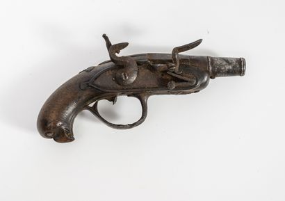 FRANCE, seconde moitié du XVIIIème siècle Pistolet de gousset à silex, à balle forcée.

Platine...