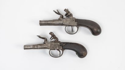 FRANCE ou BELGIQUE, fin du XVIIIème ou début du XIXème siècle Pair of flintlock pistols...