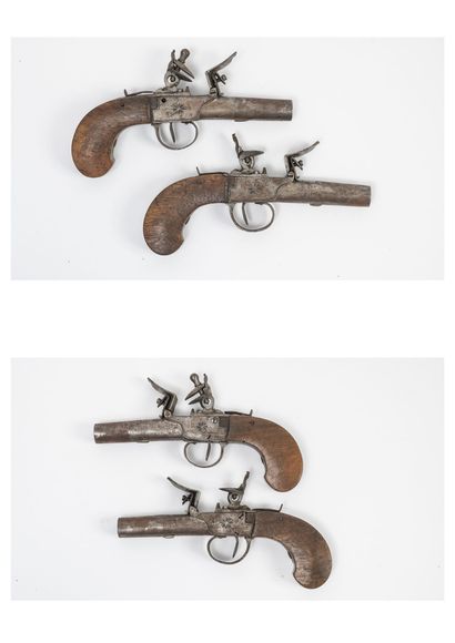 FRANCE ou BELGIQUE, début du XIXème siècle Pair of small flintlock pistols, single...