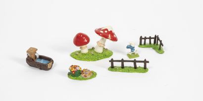 PEYO PIXI, Paris.

Collection Mini & Village Schtroumpf.

The house with the bell,...