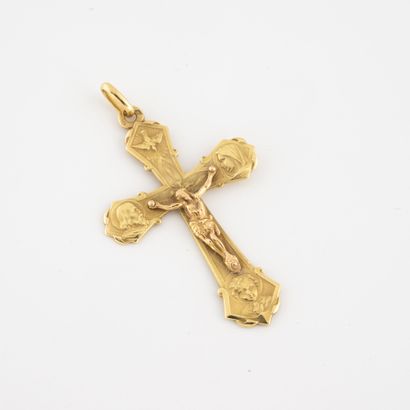 Pendentif croix en or jaune (750). 
Poids...