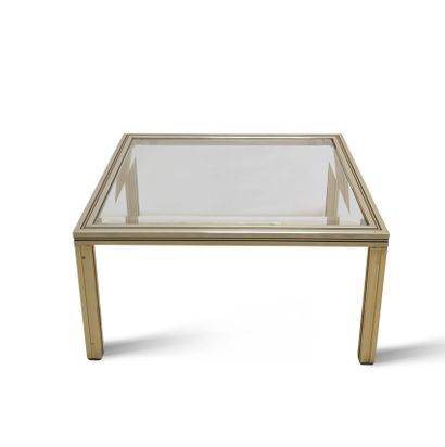 null Table basse rectangulaire et table d'appoint carrée.

En métal poli et verre,...