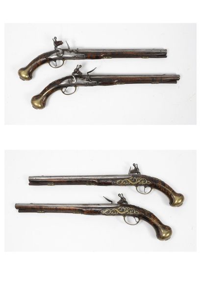 FRANCE, début du XVIIIème siècle, Jean FORMENTIN LE JEUNE 
Paire de pistolets d'arçon...