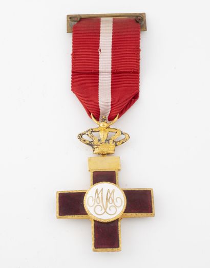 Espagne Ordre du Mérite militaire (1866).

Croix en métal et émaux polychromes, pour...