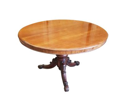 FRANCE, style Napoléon III, fin du XIXème siècle Table guéridon circulaire en acajou...