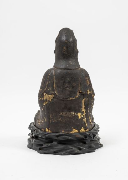 CHINE, fin du XVIIIème-début du XIXème siècle. Boddhisatva Kwan Yin en méditation...