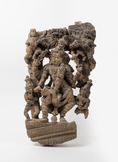 INDE ou THAILANDE, XIXème-XXème siècles Fragment de haut relief en bois représentant...