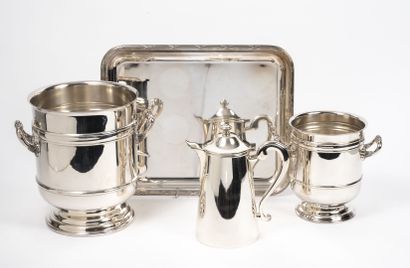 CHRISTOFLE ou ORFEVRERIE DE FRANCE Lot of silver plated metal, including :

- two...