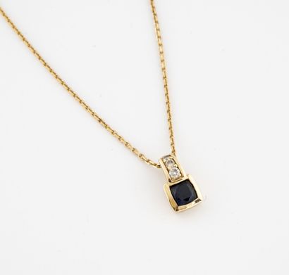 Yellow gold (750) necklace with forçat link....