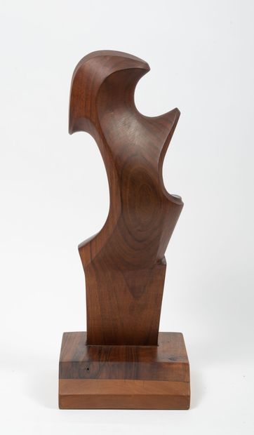 Giuseppe CARLI (1915-1987) Sans titre, 1972.

Sculpture en bois exotique.

Signée...
