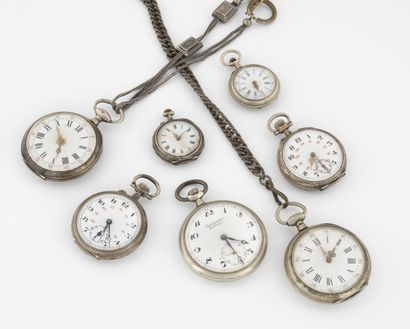 Lot of 7 silver pocket or collar watches...