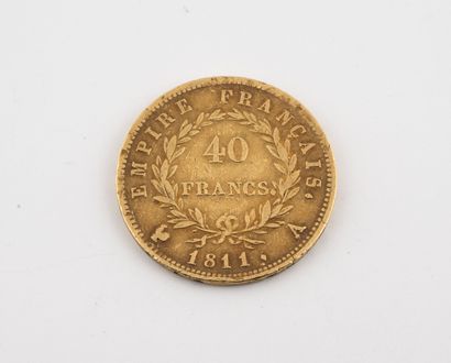 France 40 francs or, Napoléon, 1811 A (Paris).

Poids : 12.84 g.

Usures, rayure...