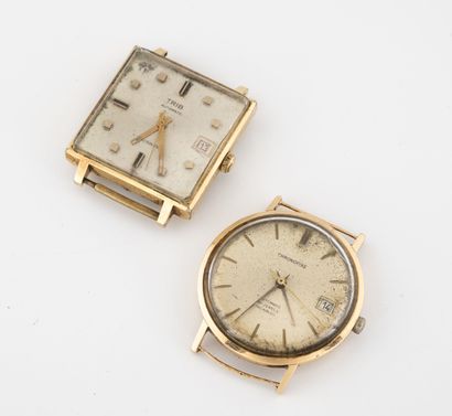 Lot of two watch cases including : 
- CHRONOFIXE....