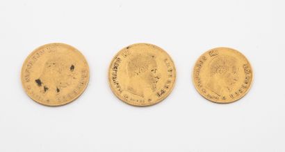 France 3 pièces en or, Napoléon III :

- 10 francs, 1855 Paris.

- 10 francs, 1860...
