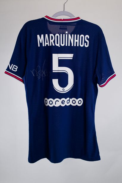 MARQUINHOS 
PSG Home 2021-22 match shirt signed by Marquinhos - captain for Brazil...