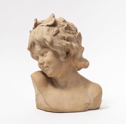 D'après Léon MORICE (1868-c.1930) Buste de jeune fille à la couronne de fleurs. 

Epreuve...