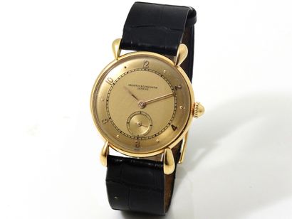 VACHERON & CONSTANTIN Montre bracelet d'homme en or rose (750).

Cadran doré avec...