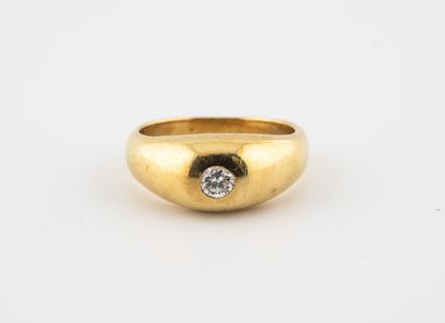 null small yellow gold (750) ring set with a brilliant-cut diamond. 

Approximate...
