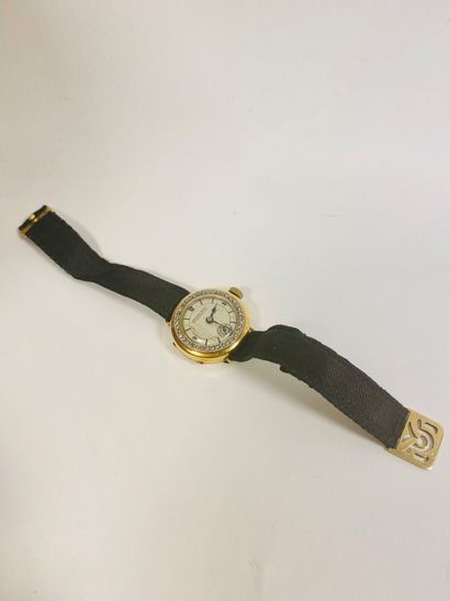 National Watch La Chaux-de-Fonds 
Montre bracelet de dame.

Boîtier en or jaune (750)...