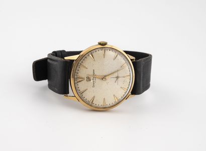 GIRARD PERREGAUX Yellow gold (750) wristwatch for men. 
Dial with cream background,...