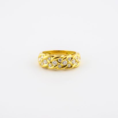 
Yellow gold (750) ring set with brilliant-cut...
