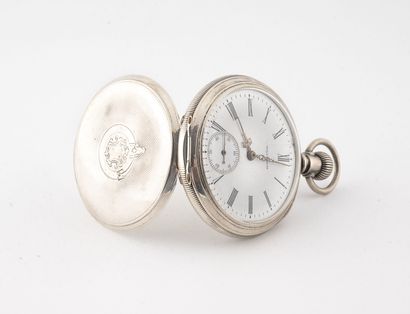 WALTHAM 
Silver pocket watch (925 / min. 800).

Back cover decorated with an unnumbered...