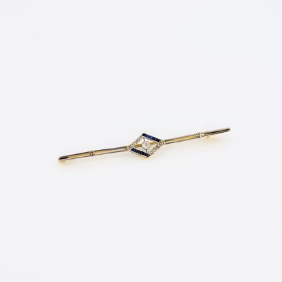 null 
Yellow gold (750) barrette brooch set with small rose-cut diamonds and calibrated...
