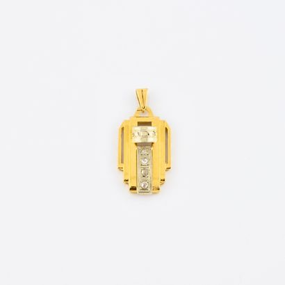 
Yellow gold (750) pendant set with small...