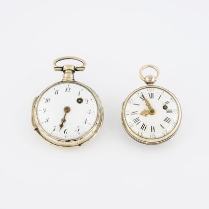 null Two silver gousset watches with cock (800) :

- one with guilloche back cover...