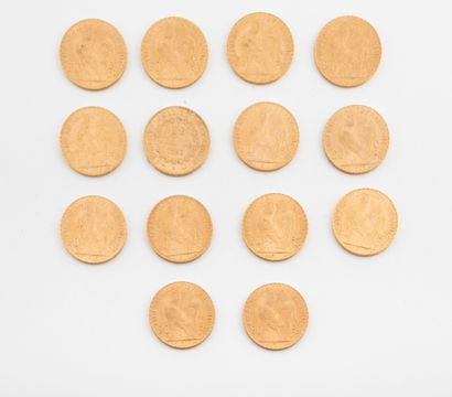 France 
Lot de quatorze pièces de 20 francs or, 1897,1905, 1907 (X 2), 1909 (X 3),...