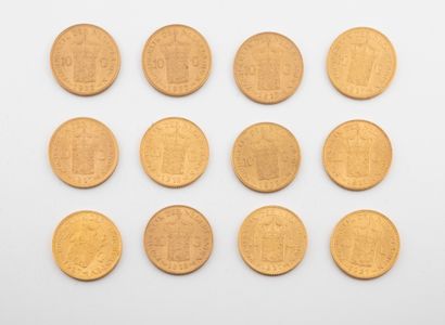 HOLLANDE 
Lot de douze pièces de 10 florins or, 1912 (X 4), 1917 (X4), 1927, 1932...